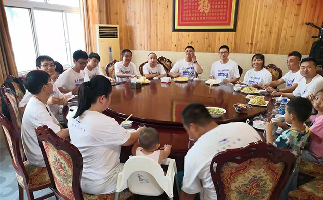 呼叫易團(tuán)隊(duì)平谷兩日游用餐